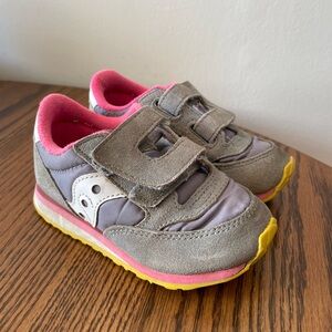 Saucony toddler sneaker size 7.5w